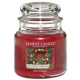 Yankee Candle Medium Jar Red Apple Wreath